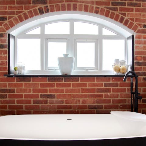 Relax in the beautiful bathtub