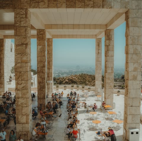 Drive to the Getty Center in under fifteen minutes