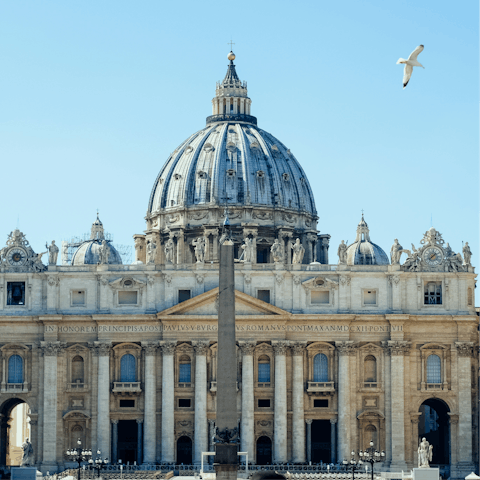 Stay within walking distance of Vatican City