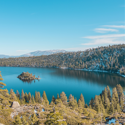 Follow stunning hiking trails along the edge of Lake Tahoe