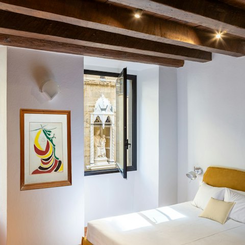 Wake up with a view of the Church of Orsanmichele, built in the 13th century