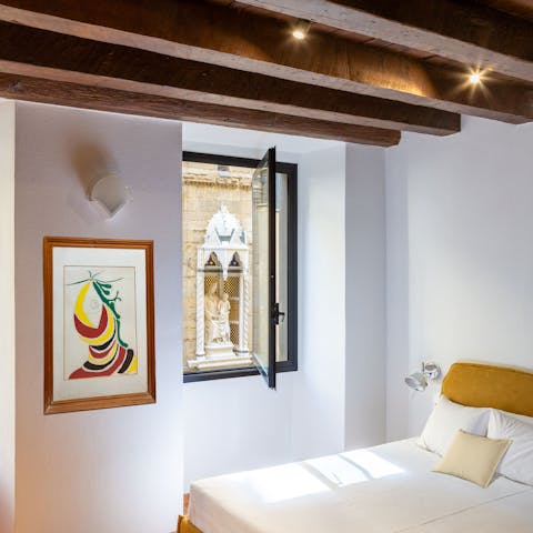 Wake up with a view of the Church of Orsanmichele, built in the 13th century