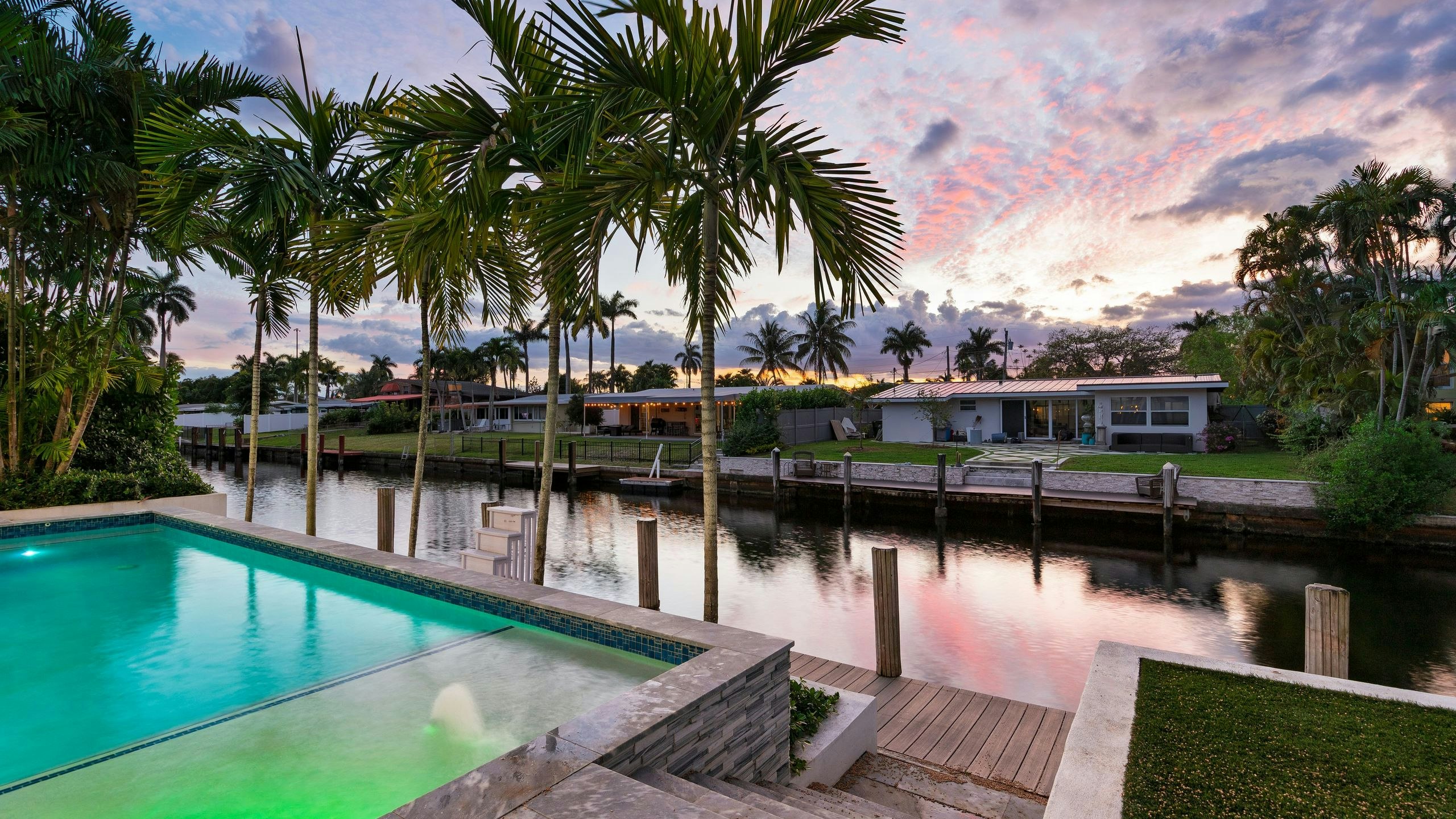 Las Olas Living