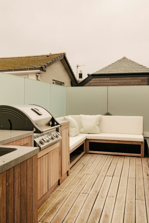 Gather on the roof terrace for open-air barbecues under the Cornish sky