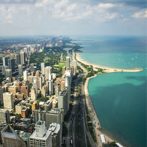 Explore the historic charm of Chicago’s Gold Coast