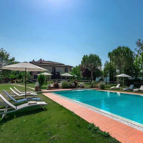 Relax in the sun and take a refreshing dip in the private swimming pool