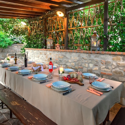 Gather in the outdoor dining area for aperitivo and family suppers