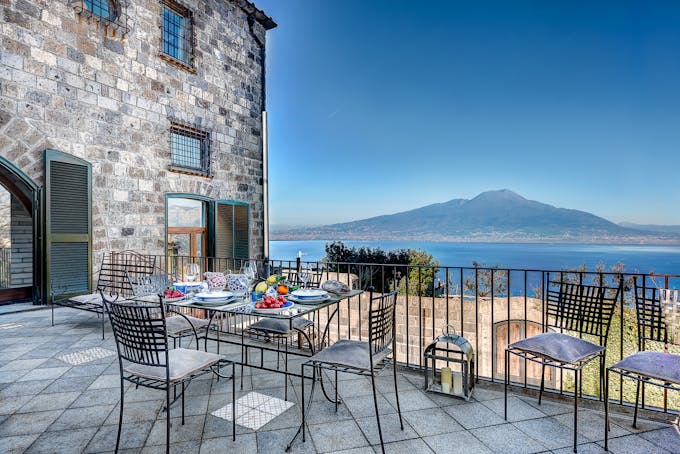 Vesuvio Retreat