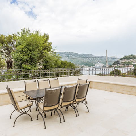 Drink or dine alfresco on the raised terrace for sensational sea views