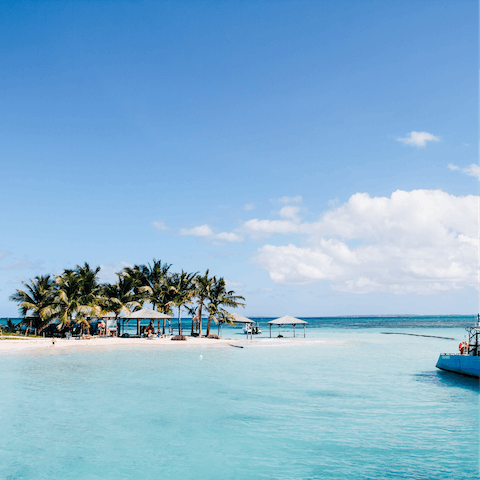 Explore the beautiful beaches of the Turks and Caicos Islands nearby