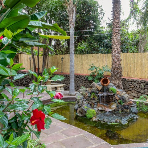 Wander through the beauty of your very own botanical gardens