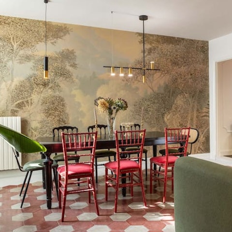 Savour delicious Italian treats and drinks at home