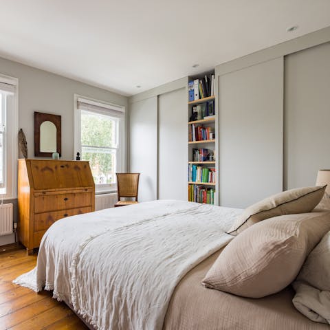 Wake up in the beautiful bedrooms feeling rested and ready for another day of London sightseeing