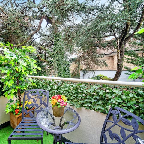 Look forward to starting the day with marmalade on toast in the garden