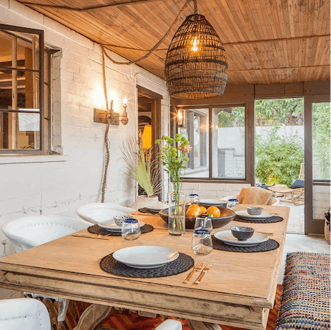 Bring the two casitas together to dine in beautiful surroundings