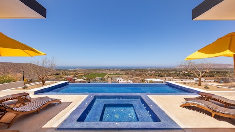 Fall in love with the Pacific views while swimming in the pool