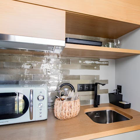 Kickstart your day with freshly brewed coffees from the handy kitchenette