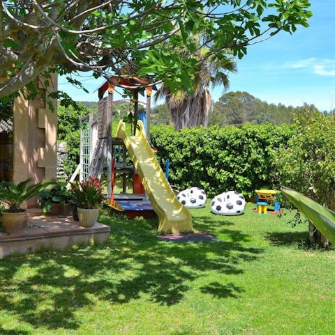 Let the kids tire themselves out on the play area