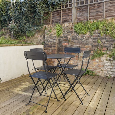 Savour your morning coffee with a city breeze