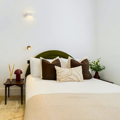Wake up feeling refreshed after a good night's sleep