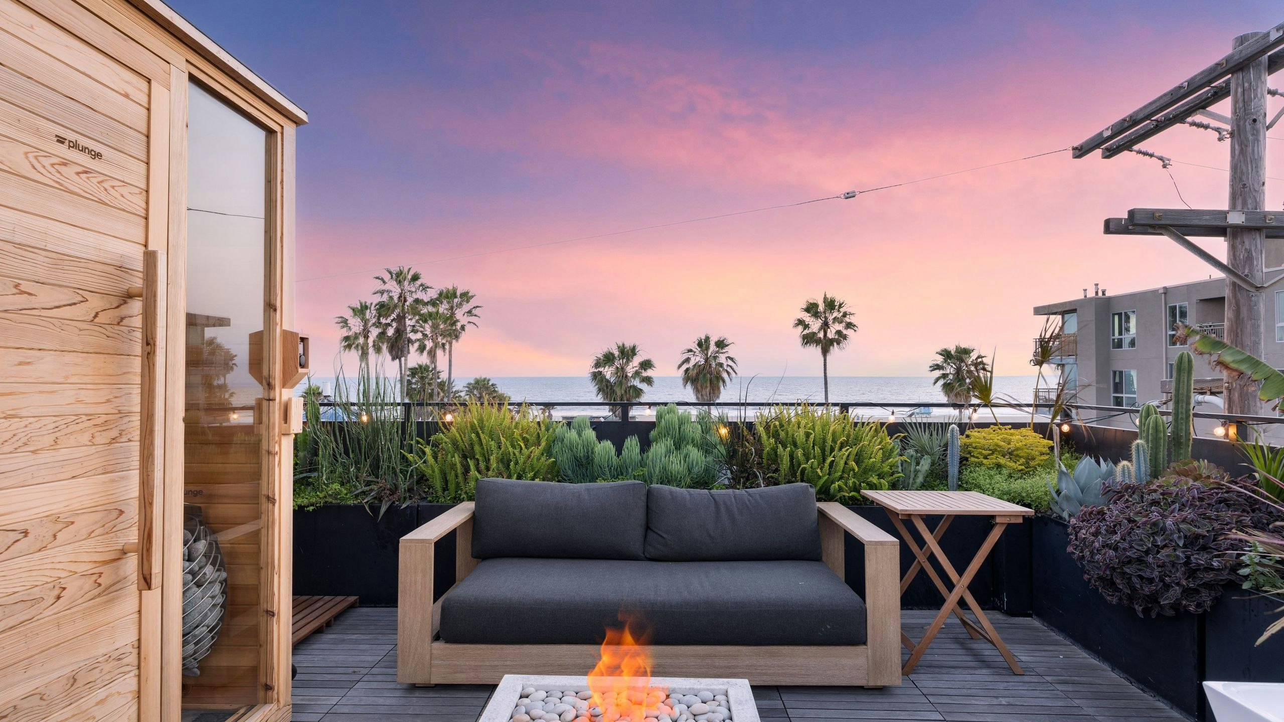 Venice Beach Vistas