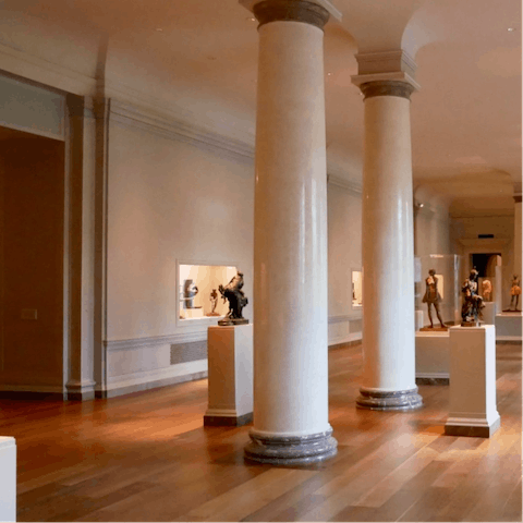 Learn the history of London