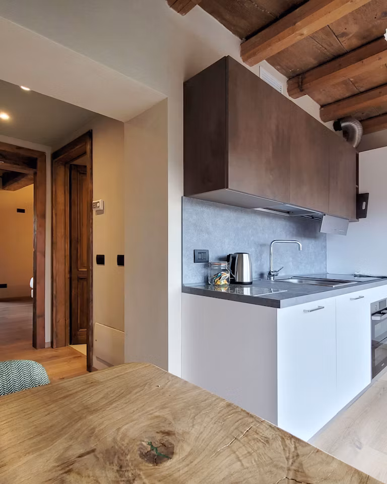 The Rustic Retreat