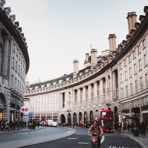 Take the easily accessible public transport into central London