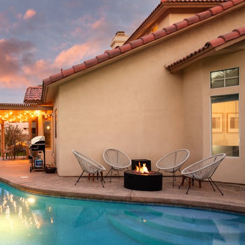Spend evenings huddled around the outdoor fire pit, toasting marshmallows and watching the sunset
