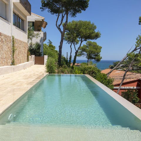 Have a quick dip before breakfast and work up an appetite