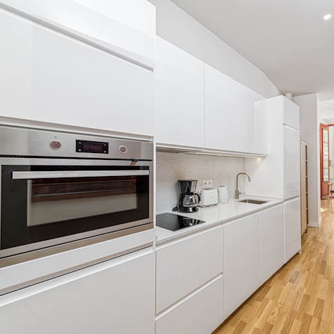 Whip up some tapas for dinner in your sleek and dynamic kitchen