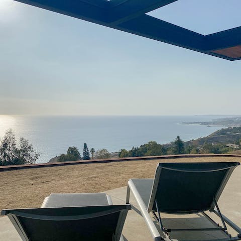 Lounge in the Malibu sunshine