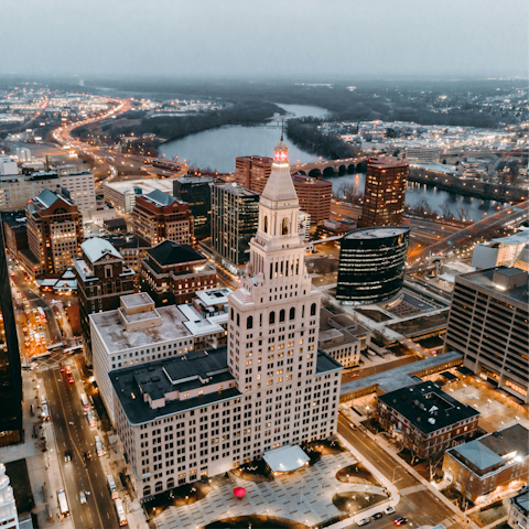 Take a scenic drive to the state capital of Hartford