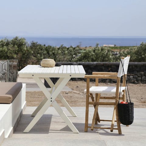Greet the day with a fresh breakfast on the terrace – your host arranges it for you