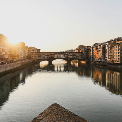 Fall in love with Florence while strolling to the Ponte Vecchio