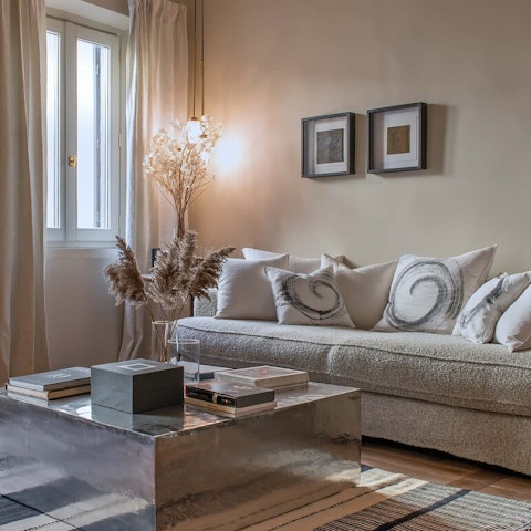 Enjoy the feeling of total relaxation in the living room