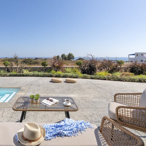 Start your day with breakfast by the pool