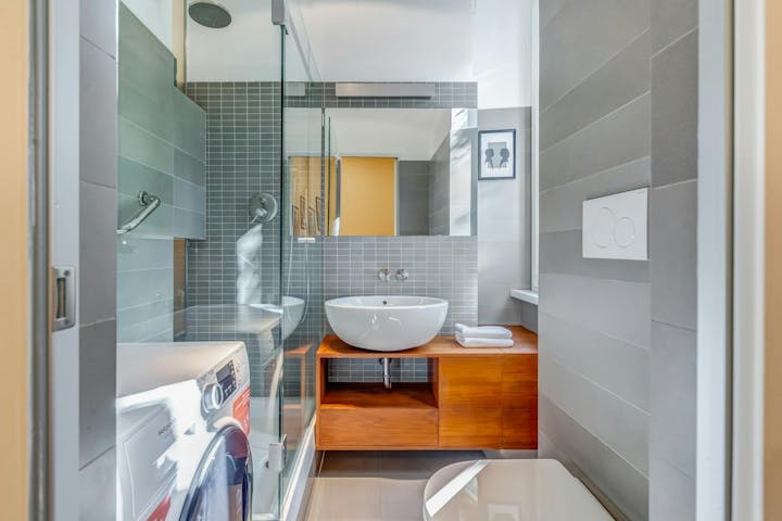Bathroom photo
