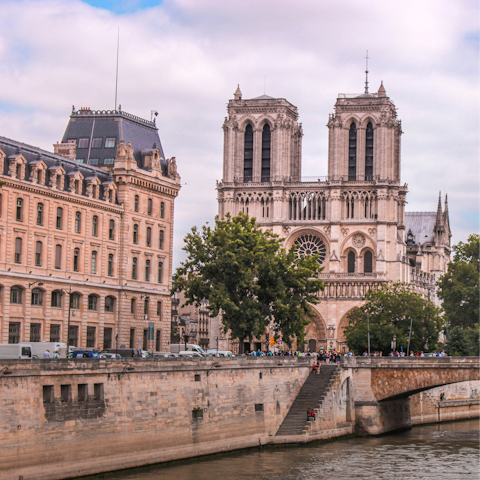 Take a longer stroll to Notre-Dame, which is thirty minutes away on foot