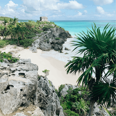 Discover the ancient seaside ruins of Tulum