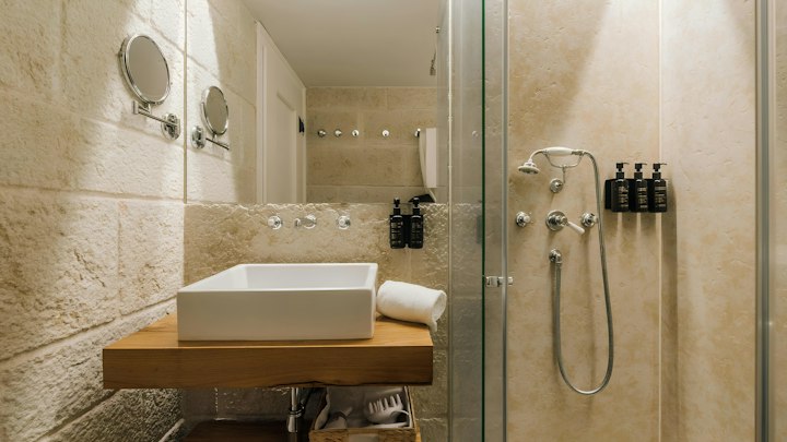 Bathroom photo