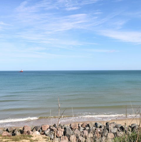 Stay right on Norfolk's Cart Gap beach