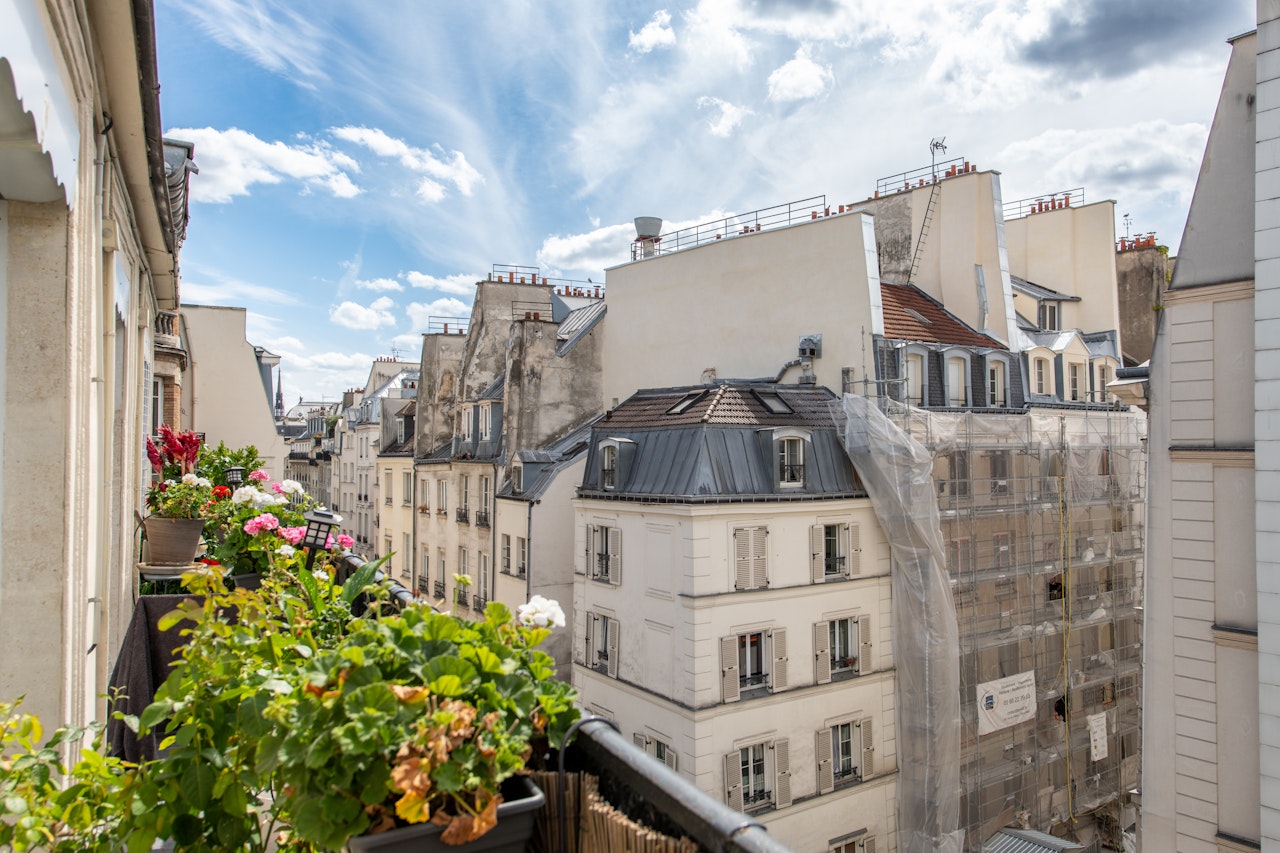 The Parisian Hideaway, Les Halles, Paris | Plum Guide