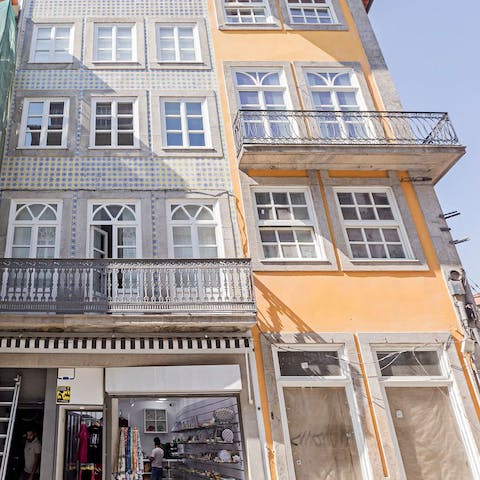 Stay on a typically tiled Porto street right in the centre of the city