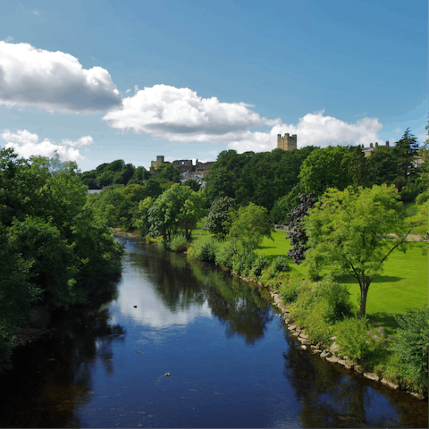 Jump in the car and be in the centre of Richmond in just twenty minutes