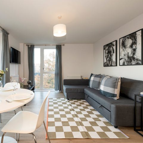 Return home to relax with a home-cooked meal and sofa night