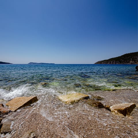 Stay on the beautiful island of Čiovo, 25 metres from the beach