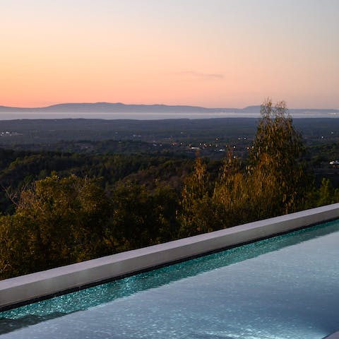 Feel a wonderful sense of wellbeing whilst swimming in the infinity pool