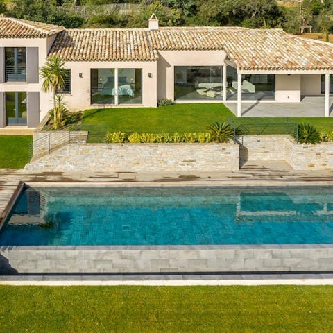 Cool off from the Côte d'Azur sun in the infinity pool