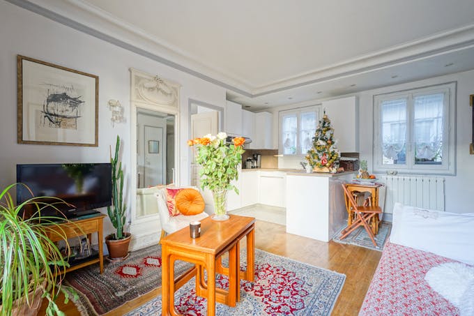 Montmartre Retreat